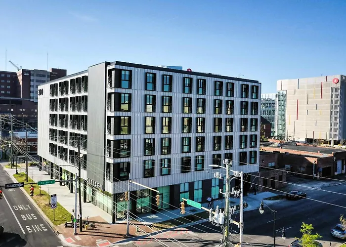 Downtown Escape, Gym In Building, Walk To Attractions